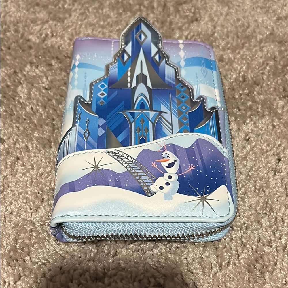 Loungefly Frozen Themed Wallet with Olaf Design